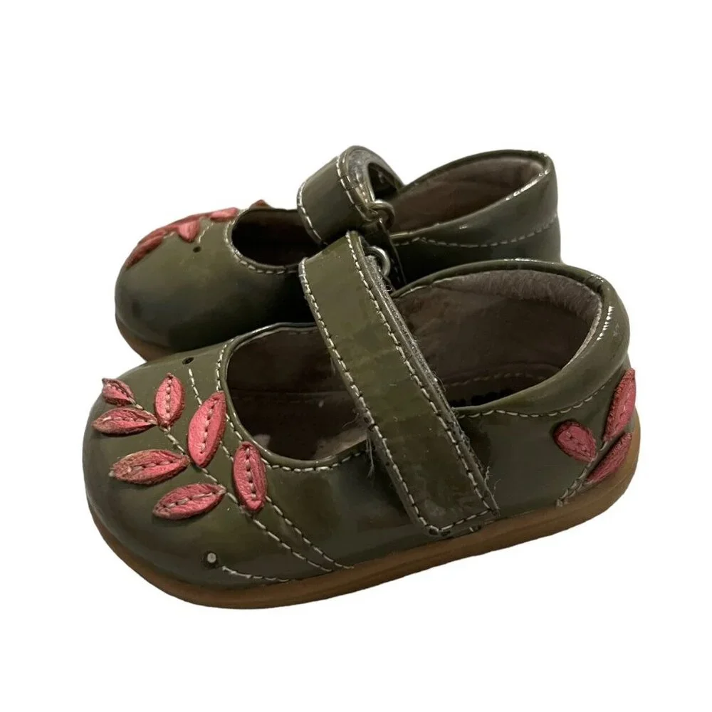 See Kai Run Sz 3 Olive Green & Pink Patent Leather Shoes